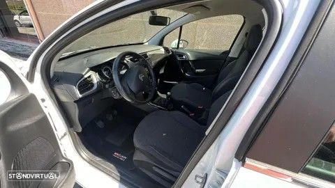 Citroën C3 1.2 PureTech Feel - 4