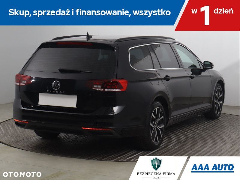 Volkswagen Passat Variant - 7