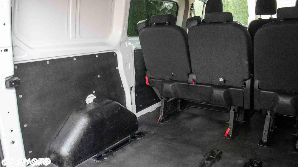 Ford Tourneo Custom 300 L1H1 VA Trend - 31