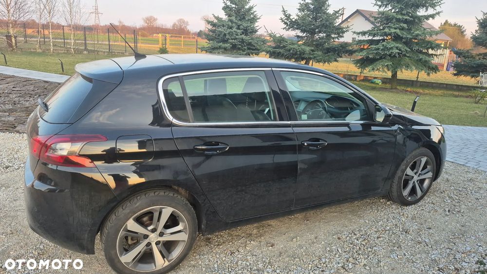 Peugeot 308 1.5 BlueHDi Allure S&S - 2