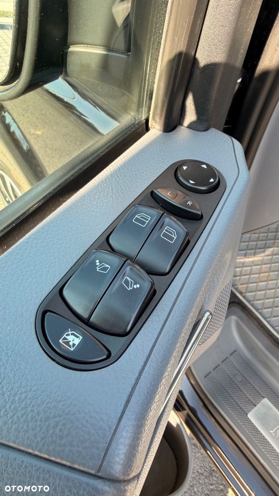 Mercedes-Benz Viano 3.0 CDI kompakt Automatik Ambiente Edition DPF - 20