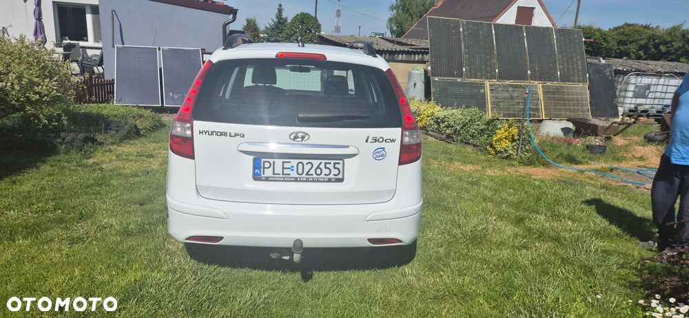Hyundai i30 1.4 Base - 3