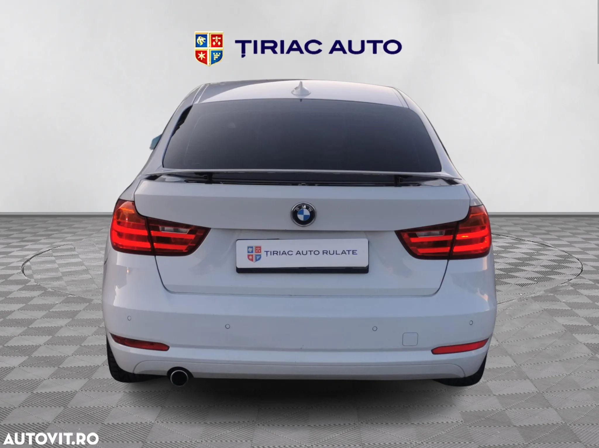 BMW Seria 3 318d Aut. - 4