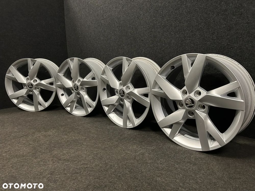 Alufelgi Skoda Octavia IV, III, Karoq, VW Golf 6, 7, Caddy, Touran 17 cali 5x112 4szt. Ładne! - 1