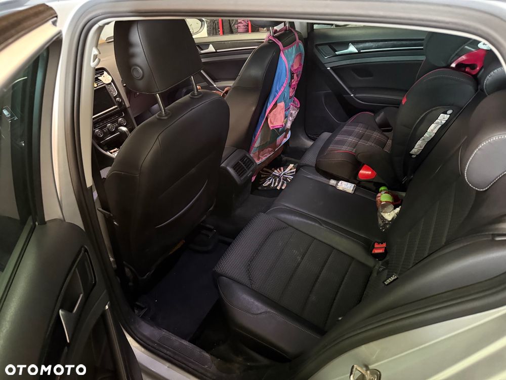 Volkswagen Golf 1.4 TSI BMT Highline DSG - 10