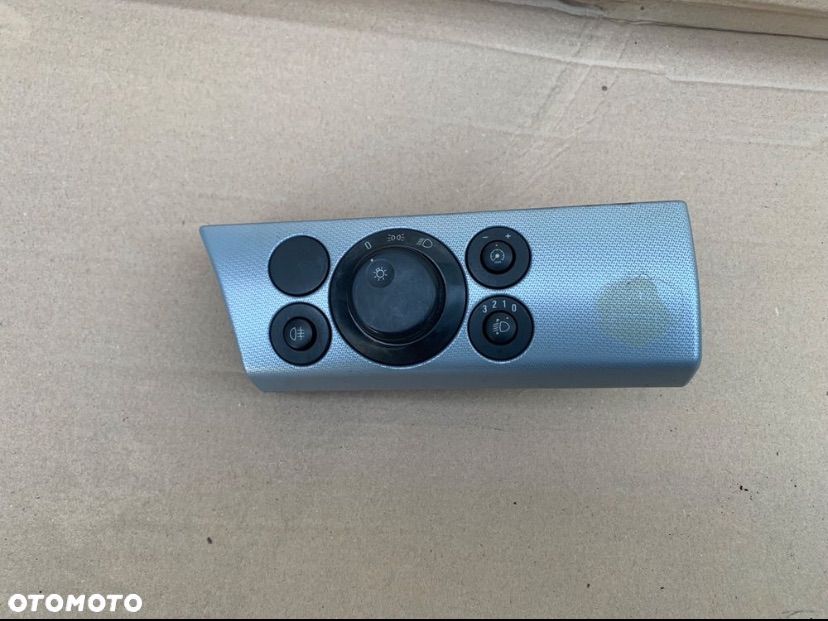 13100136 włącznik świateł opel astra h