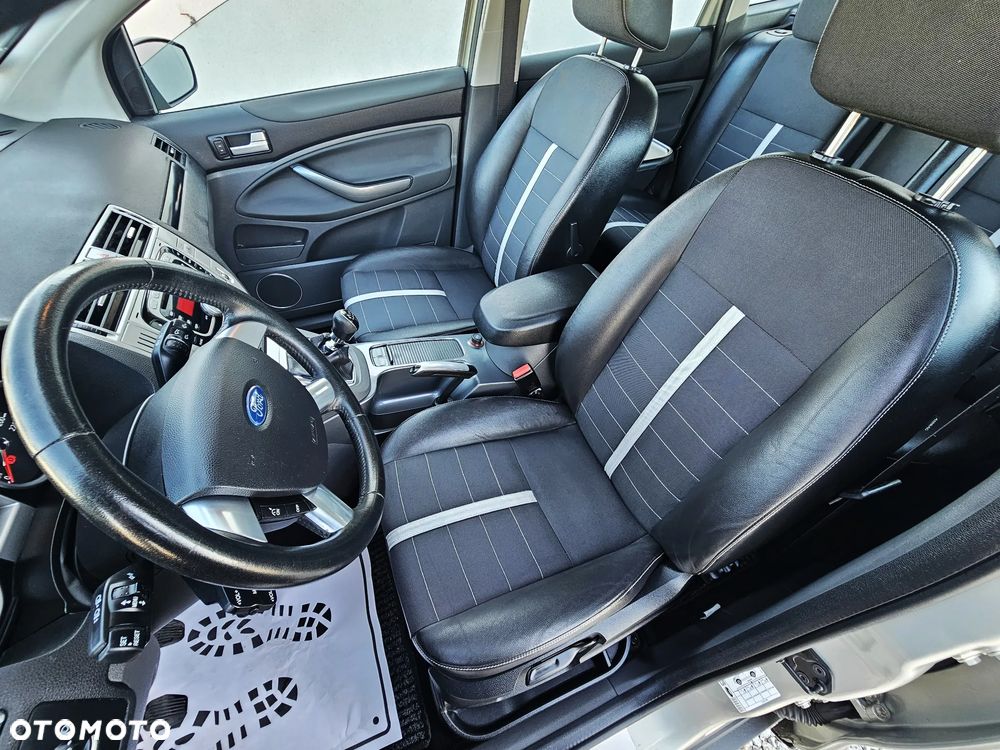 Ford Kuga 2.0 TDCi Trend - 9