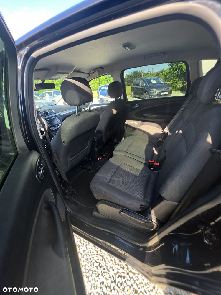 Ford S-Max - 7