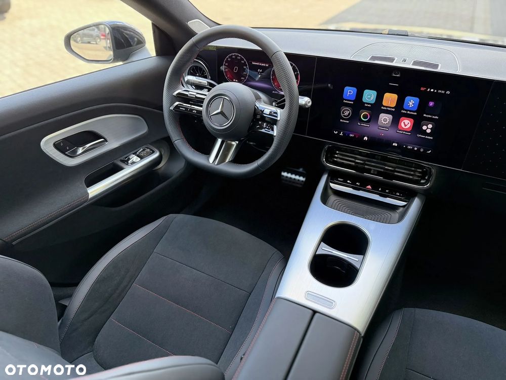 Mercedes-Benz CLA - 10