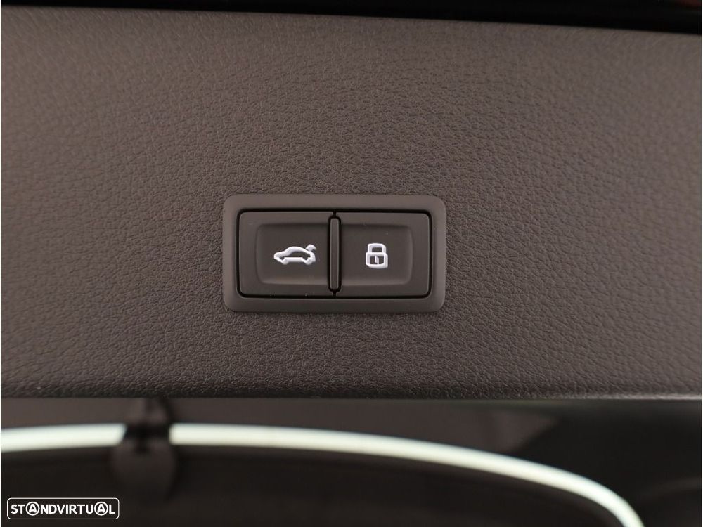 Audi Q8 e-Tron Sportback 50 quattro S line - 22