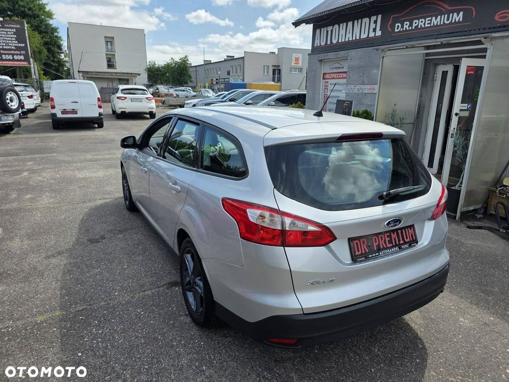 Ford Focus 1.6 TDCi DPF SYNC Edition - 5