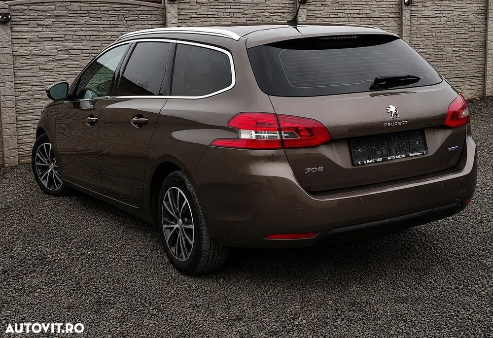 Peugeot 308 - 3