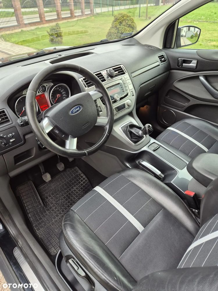 Ford Kuga 2.0 TDCi 4x4 Titanium - 9