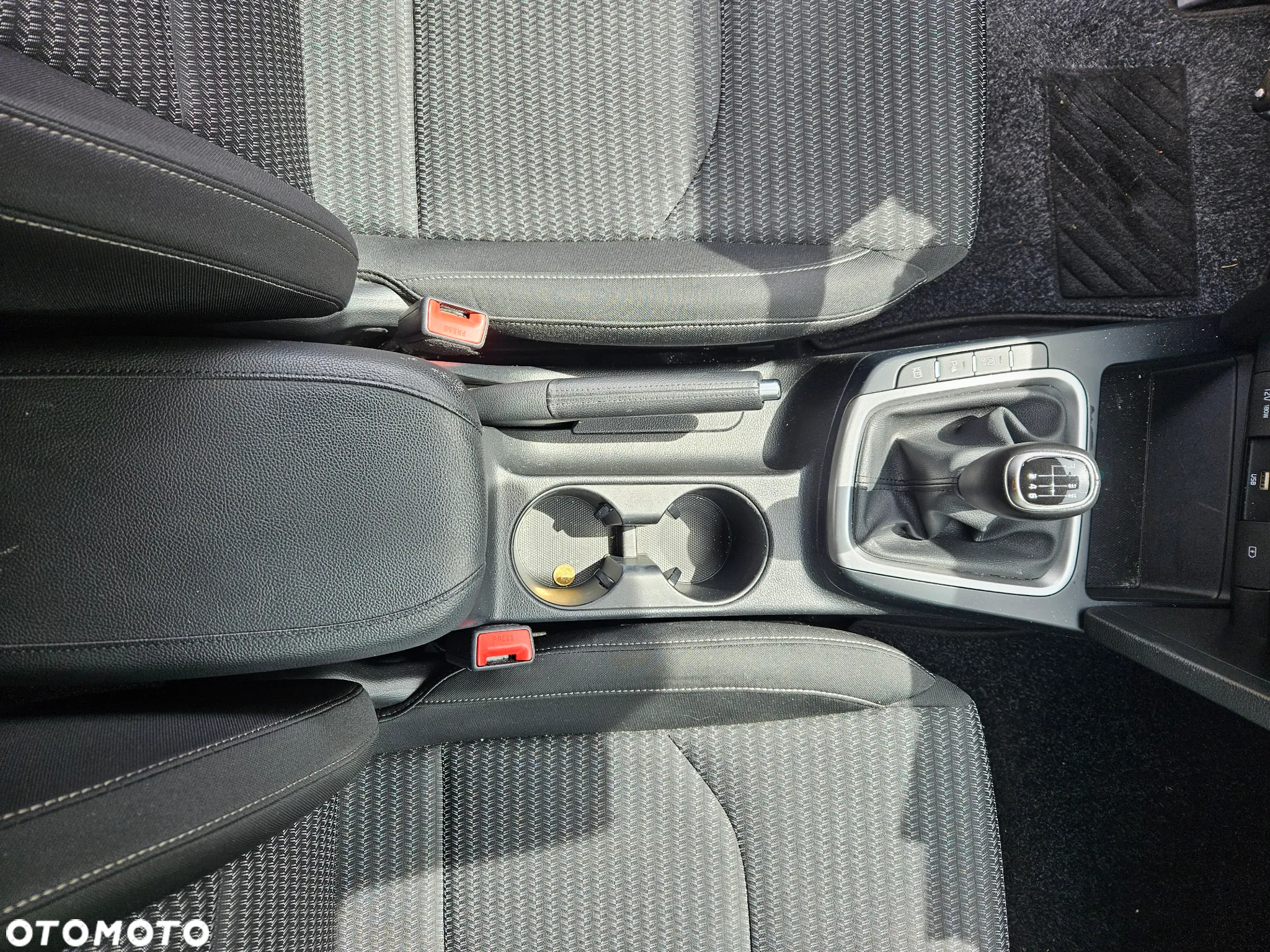 Kia Ceed 1.5 T-GDI M - 9