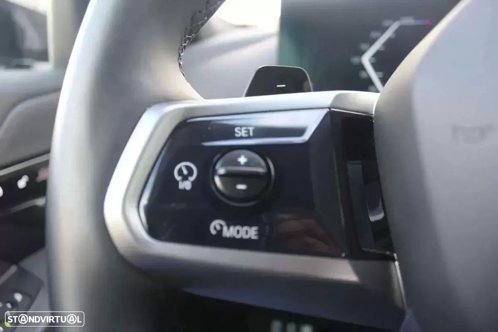 BMW 520 d xDrive Pack Desportivo M - 14