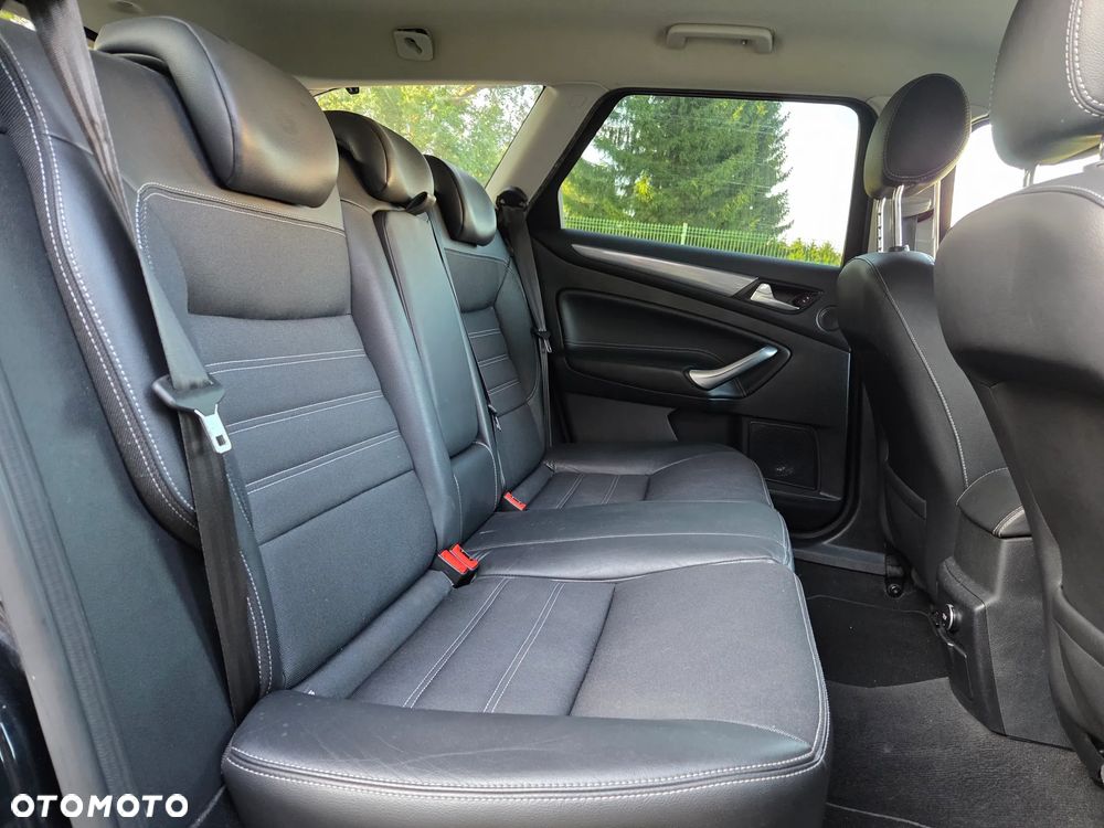 Ford Mondeo 2.0 TDCi Champions Edition - 10