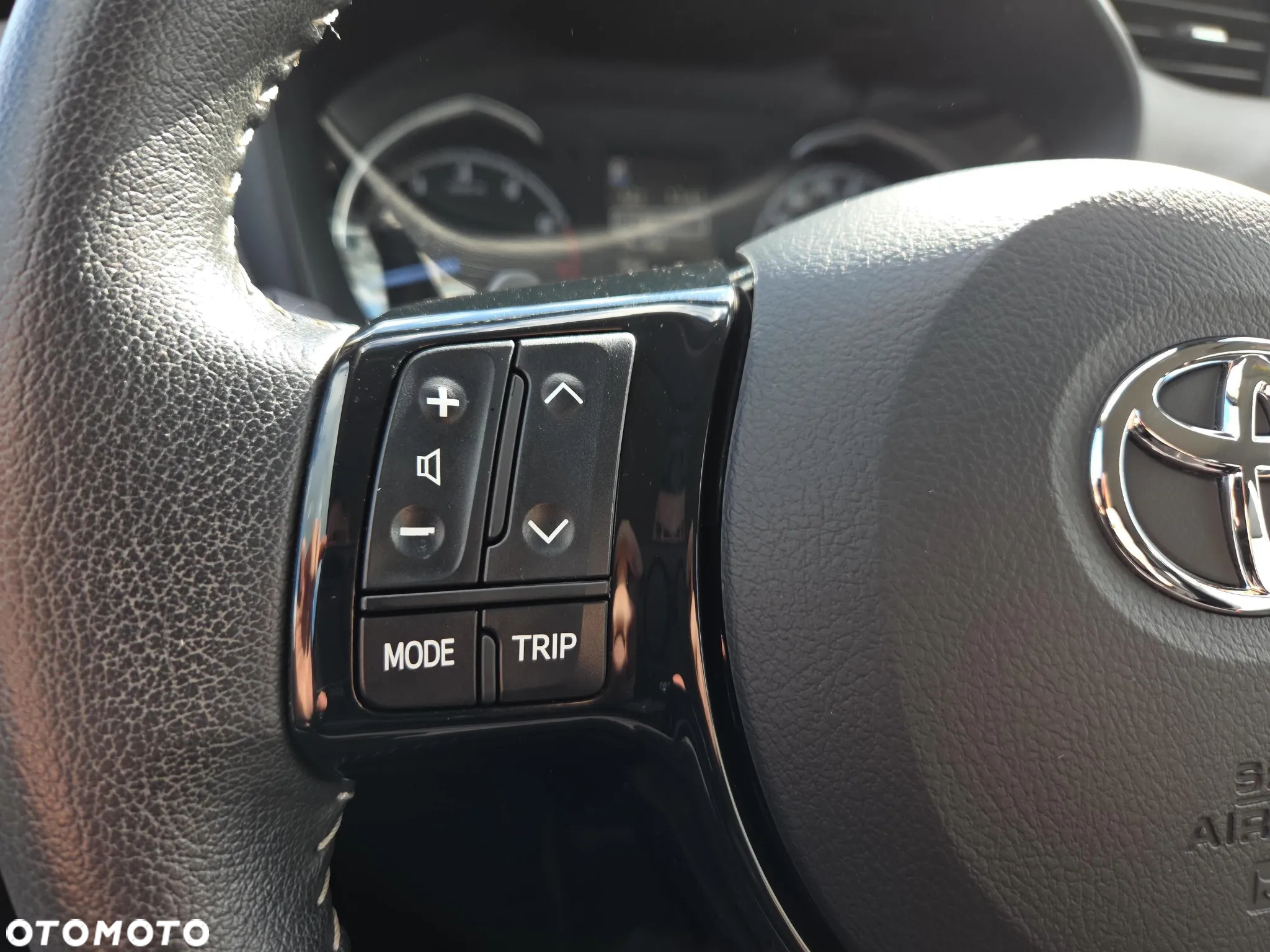 Toyota Yaris 1.5 Premium CVT - 12