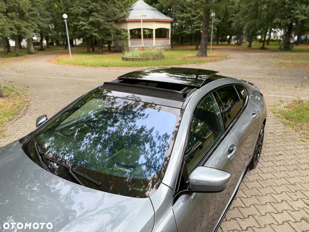 BMW Seria 8 - 6