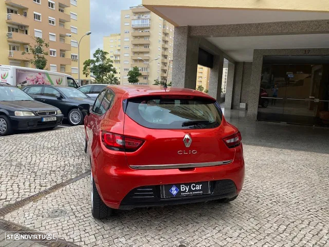 Renault Clio 0.9 TCe Limited - 28