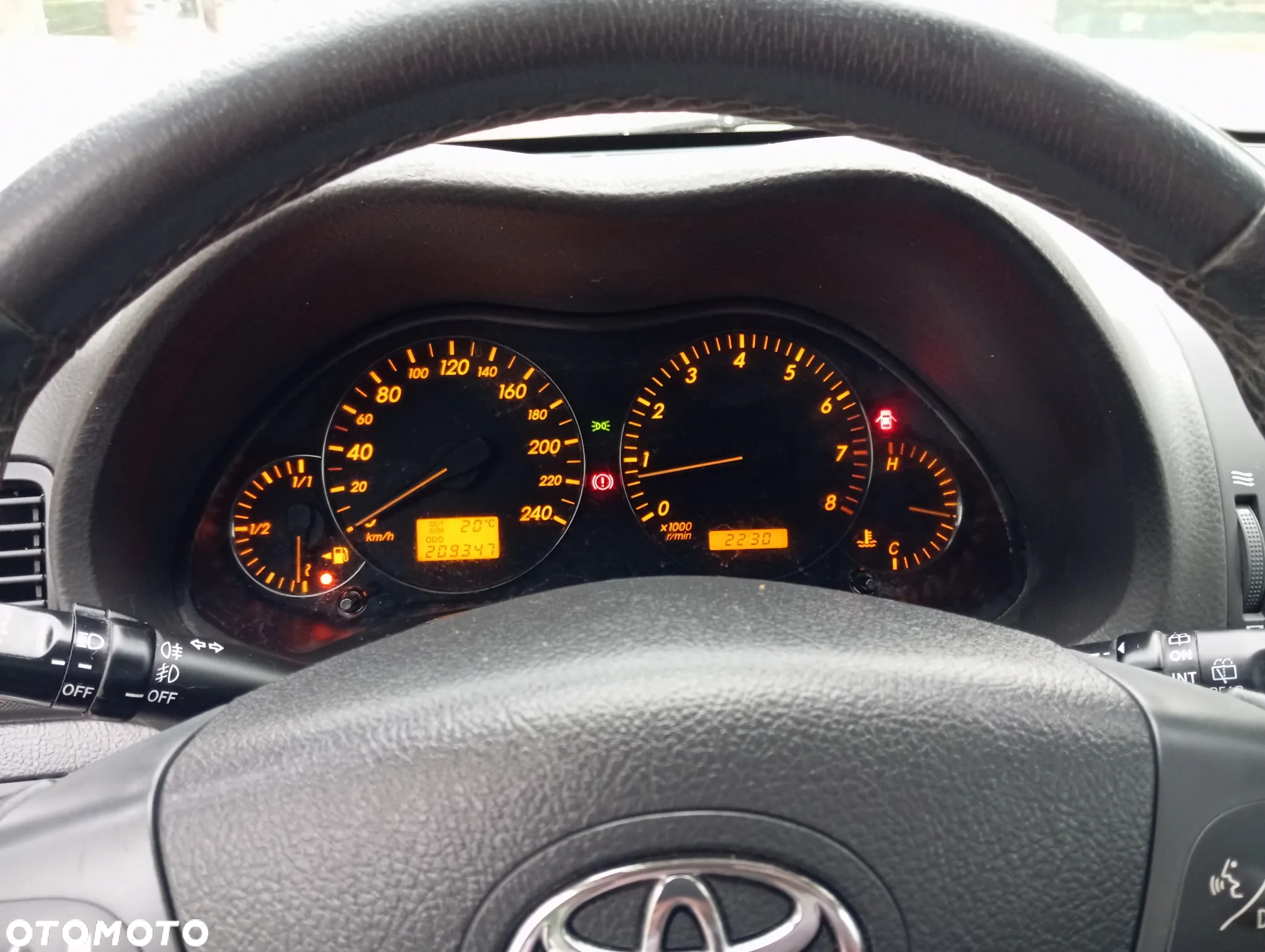 Toyota Avensis - 9