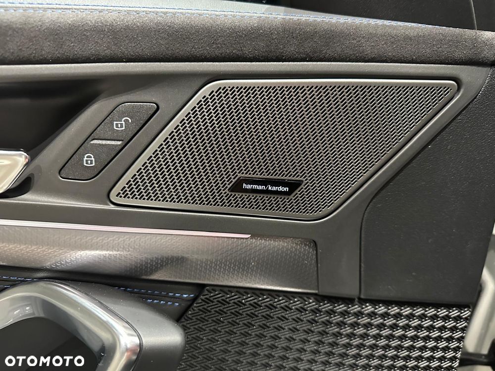 BMW X2 sDrive20d - 23