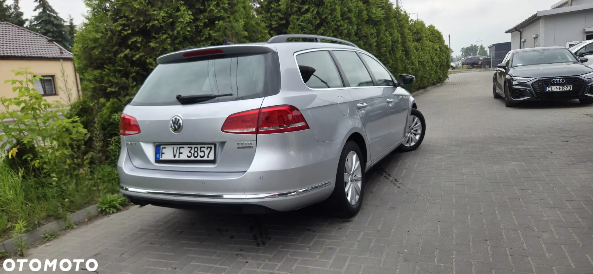 Volkswagen Passat Variant 2.0 Blue TDI SCR R-Line - 13