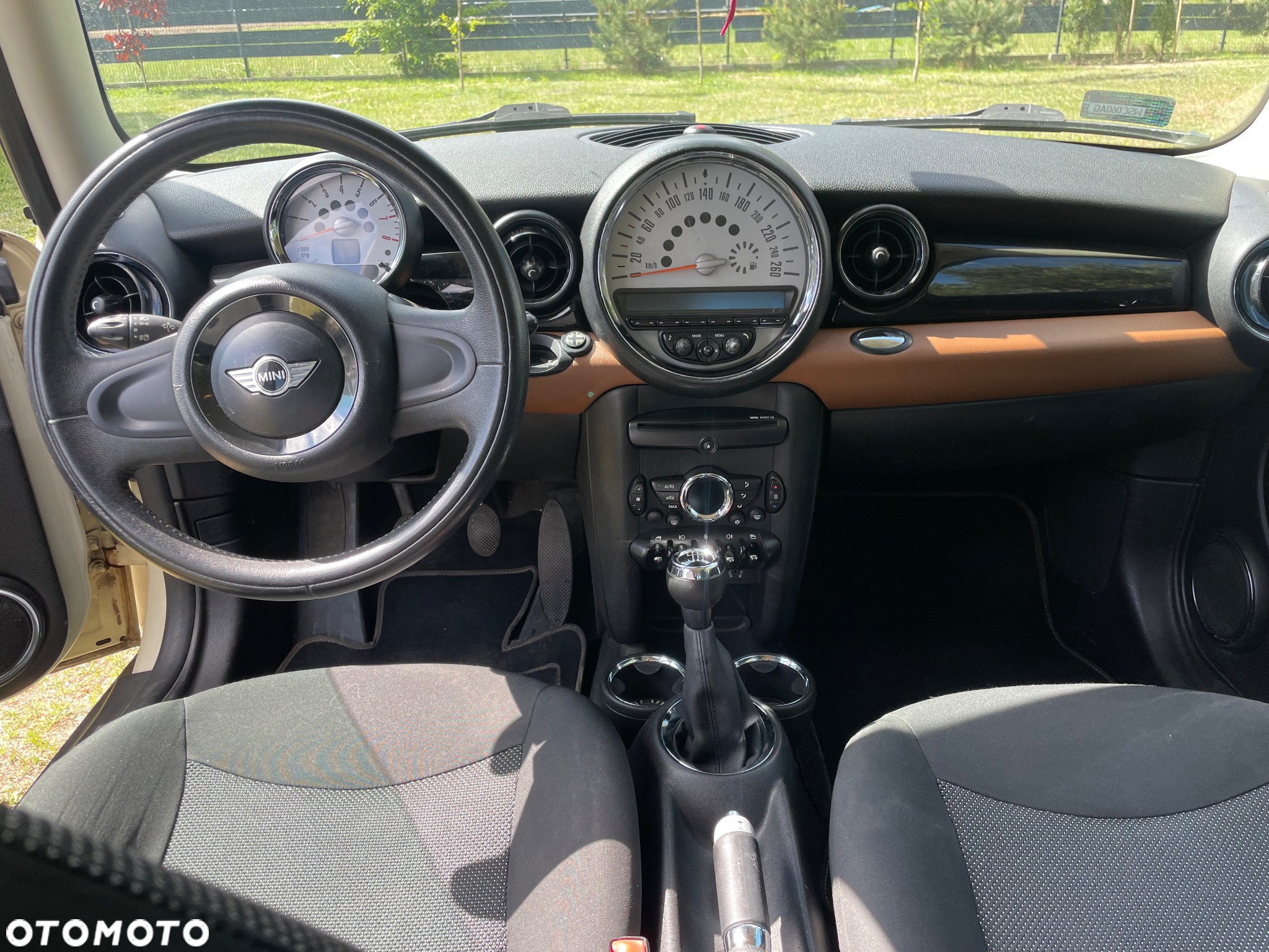 MINI Cooper Standard - 6