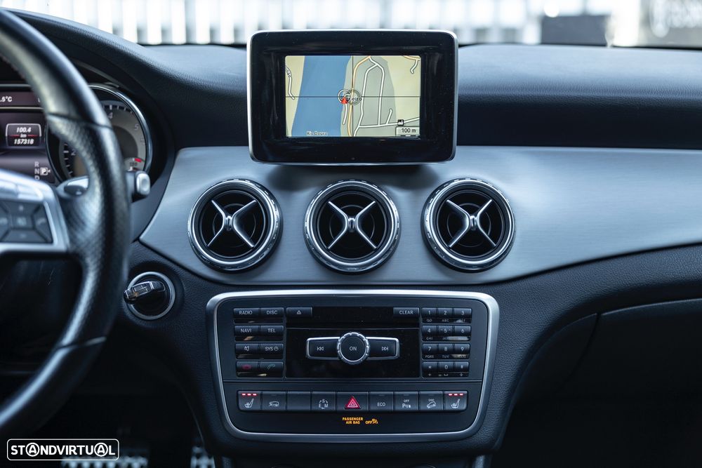 Mercedes-Benz GLA 200 (CDI) d 4Matic 7G-DCT AMG Line - 13