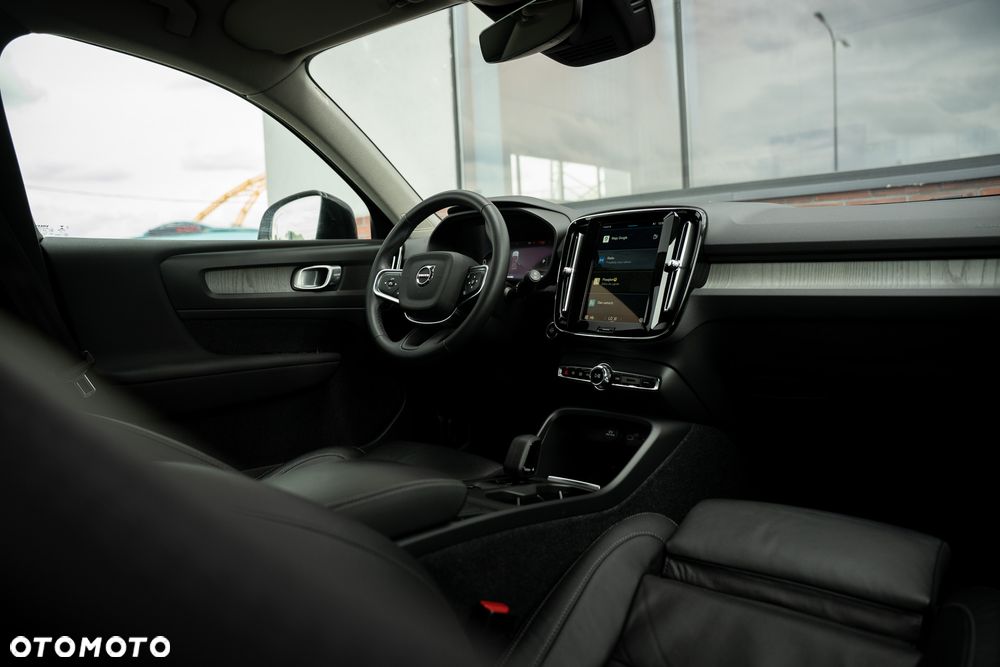 Volvo XC 40 - 29