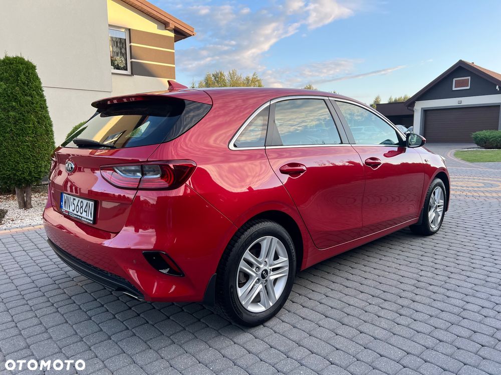 Kia Ceed 1.6 CRDi SCR M - 7