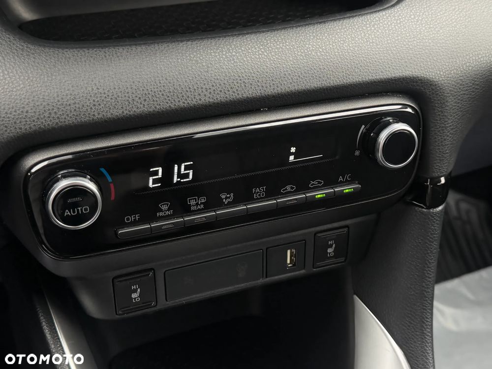 Toyota Yaris Hybrid 1.5 Comfort - 21