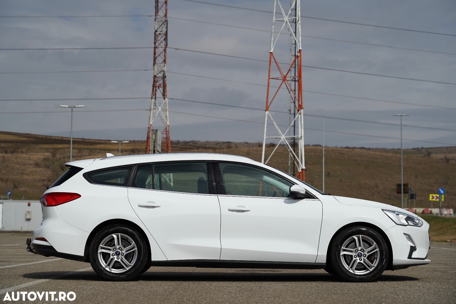 Ford Focus 1.5 EcoBlue Start-Stopp-System Aut. COOL&CONNECT DESIGN - 8