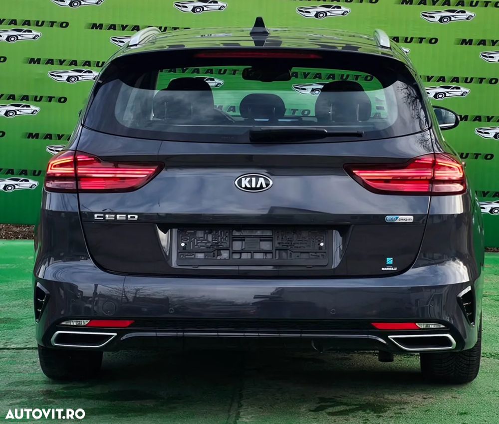 Kia Ceed - 9