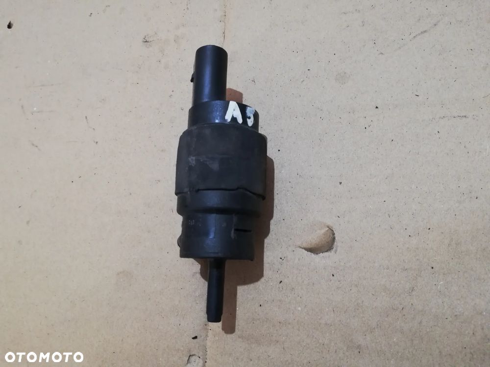 Audi A5 Pompa spryskiwacza przedniej szyby 8K5955647 - 1
