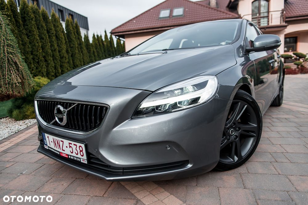 Volvo V40 - 1