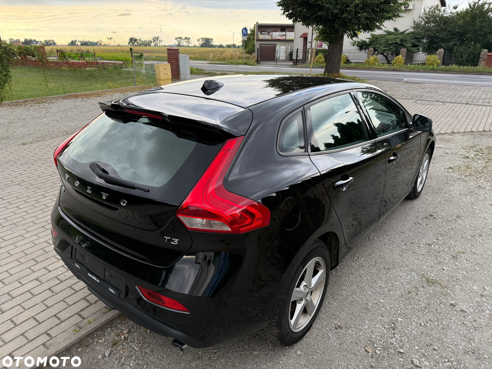 Volvo V40 T3 Drive-E Momentum - 14