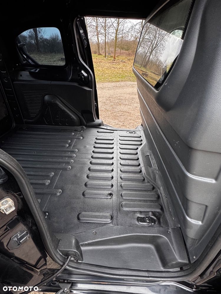 Peugeot Partner - 11