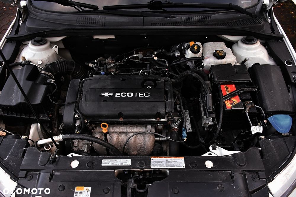 Chevrolet Cruze 1.6 LT+ - 27