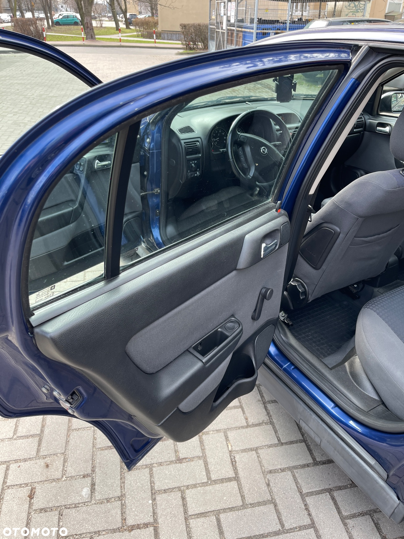 Opel Astra - 4
