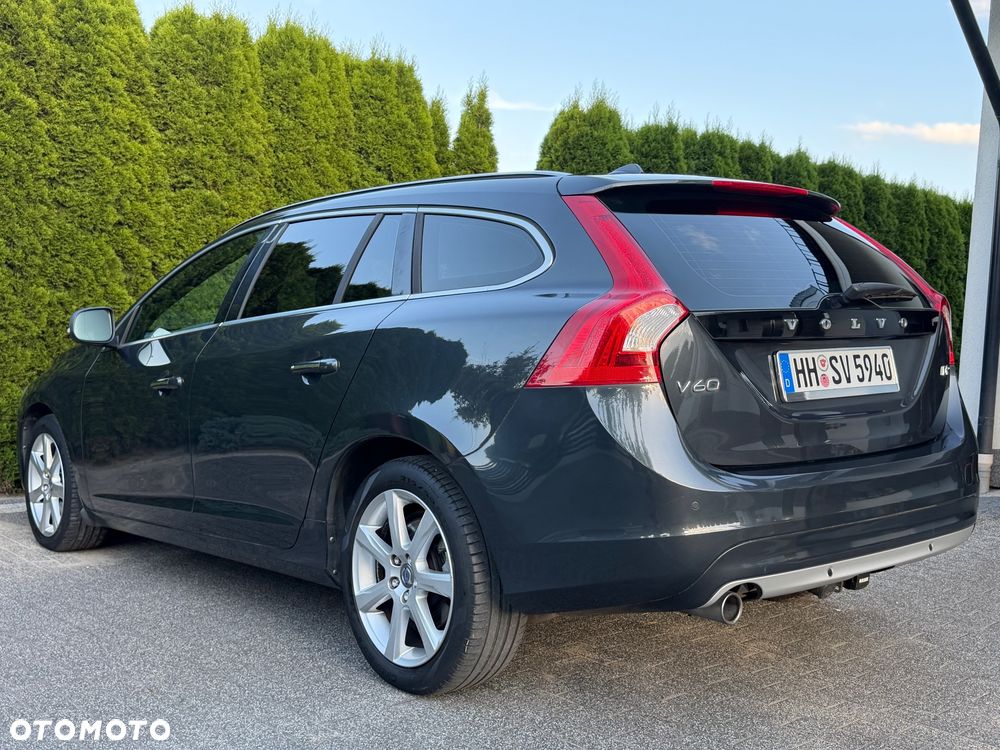 Volvo V60 D2 Drive-E Momentum - 3