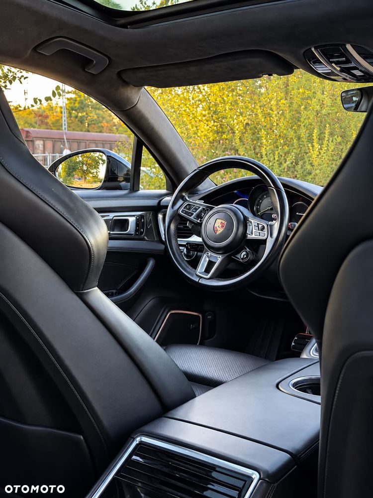 Porsche Panamera Turbo S E-Hybrid - 17