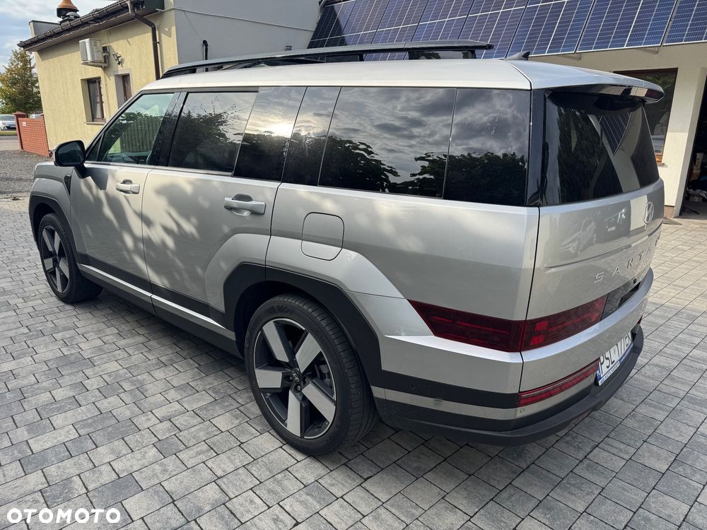 Hyundai Santa Fe - 3