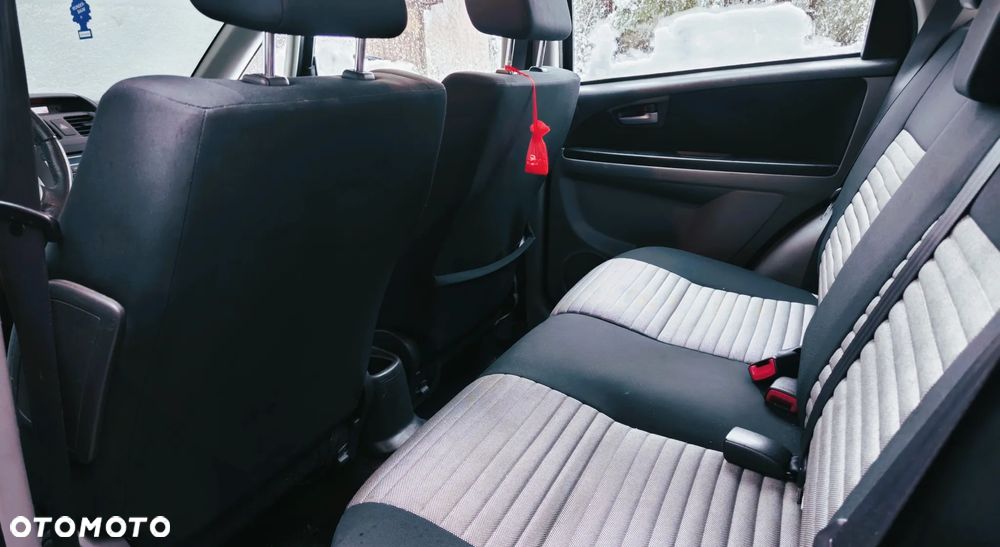 Suzuki SX4 1.6 Comfort 4WD - 7