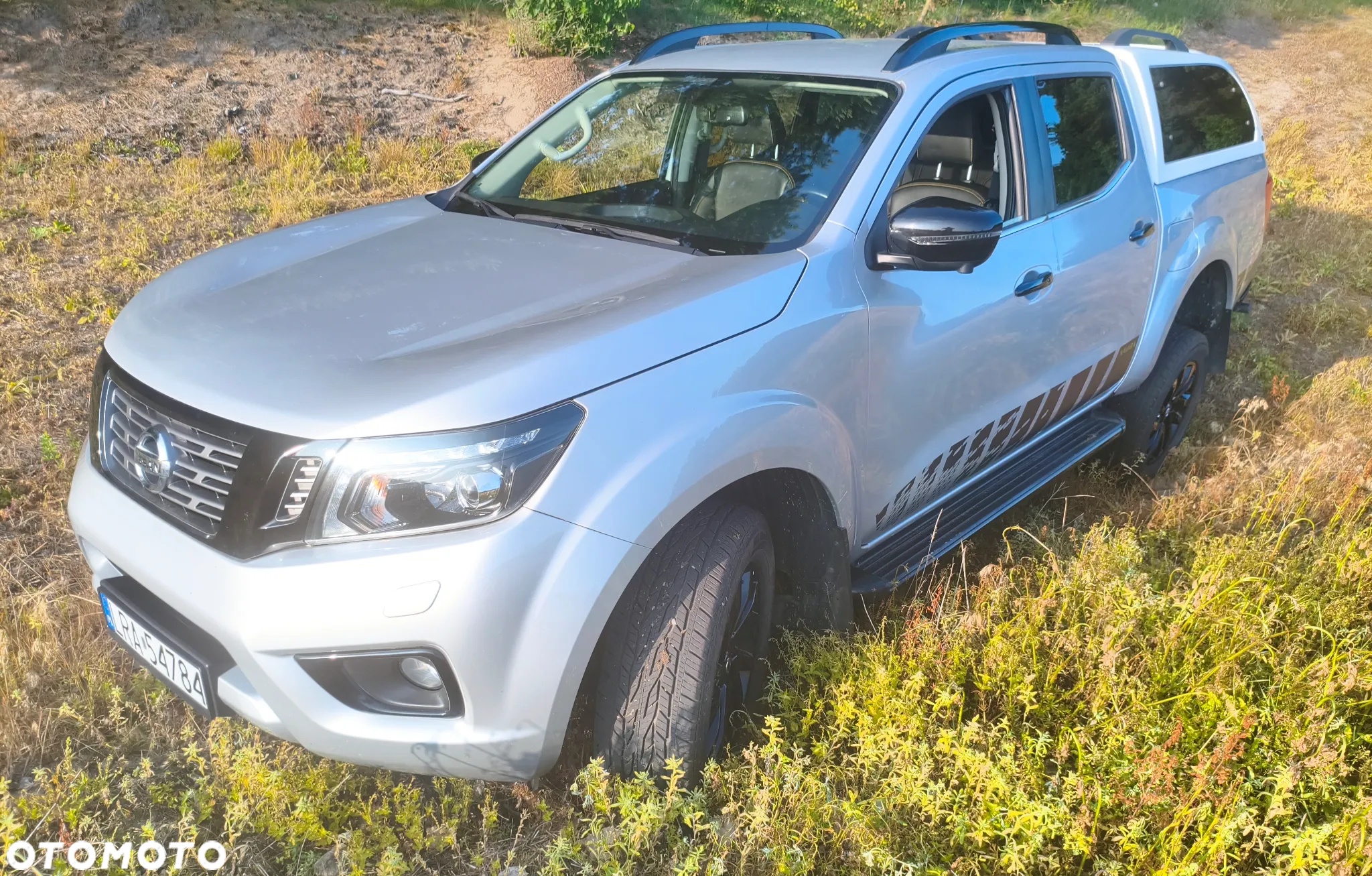 Nissan Navara DC 4x4 Autm N-Guard - 27