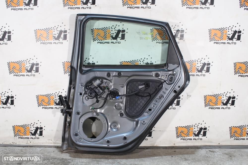 Porta Trás Direita Seat Leon (5F1)  Porta Traseira Direita Seat Leon 5 - 6