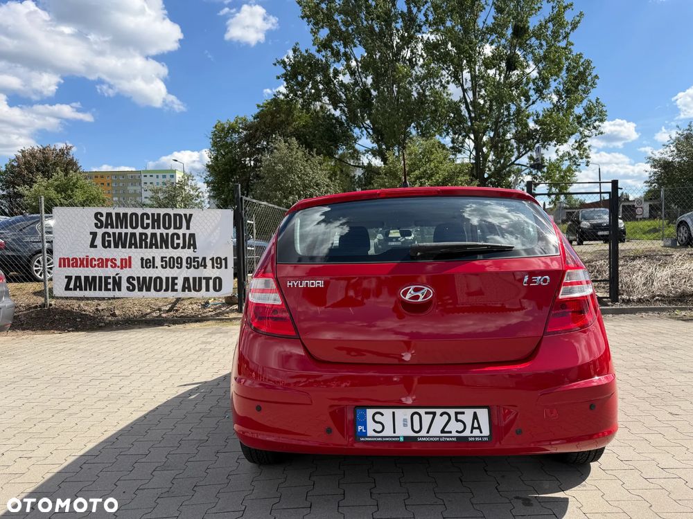 Hyundai i30 1.4 Comfort - 10