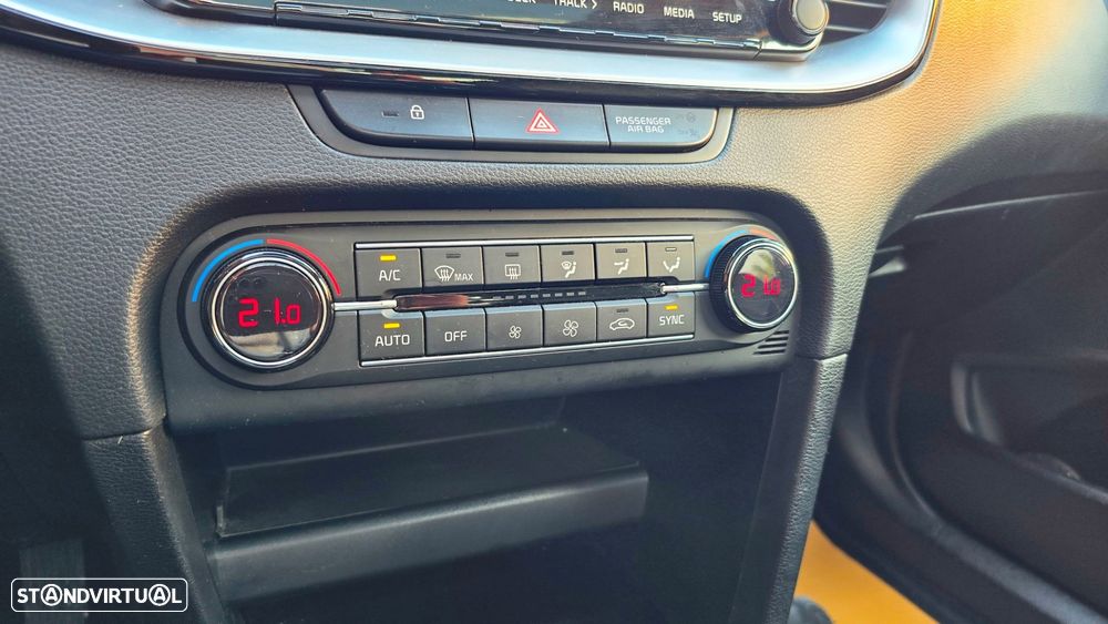 Kia Ceed SW 1.6 CRDi MHEV Drive+SRF - 8