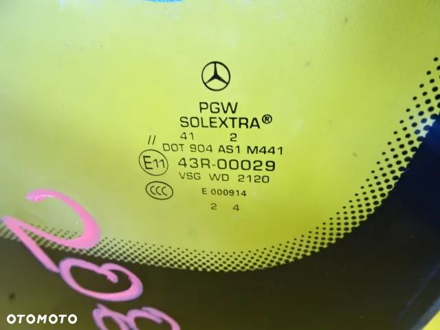 SZYBA CZOŁOWA PRZEDNIA MERCEDES W210 NR208 - 6