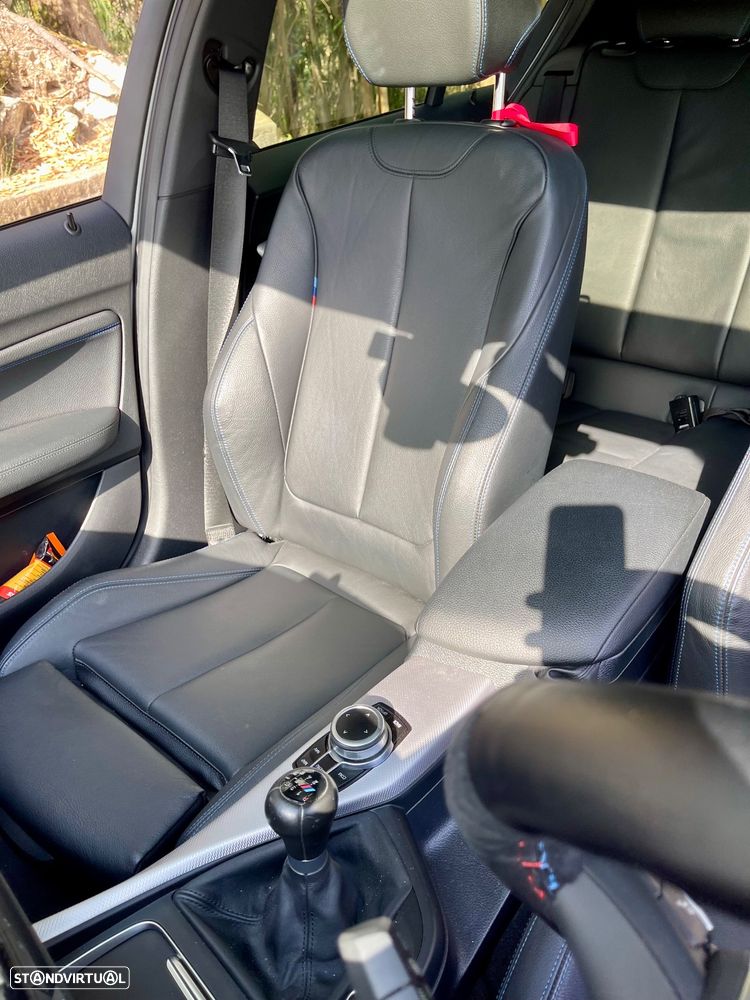 BMW 116 i Pack M - 13