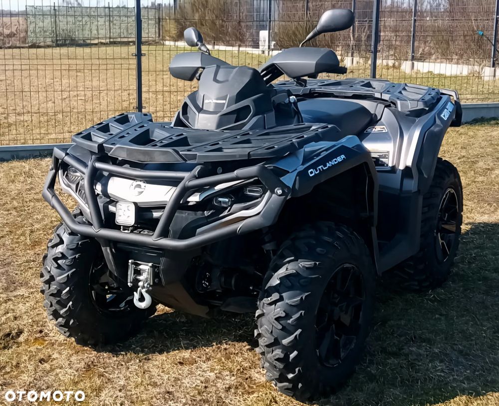 Can-Am Outlander - 2
